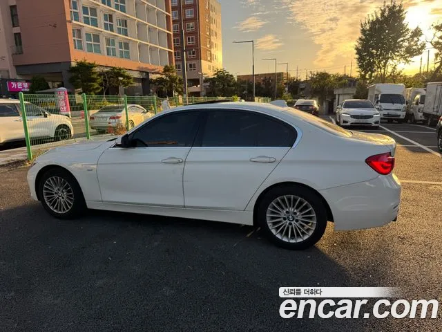 BMW 3-Series 2015 thumb 6
