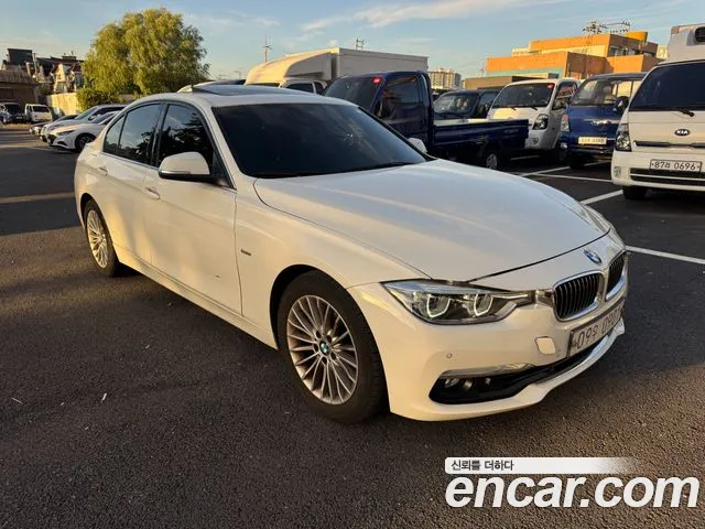 BMW 3-Series 2015 thumb 9