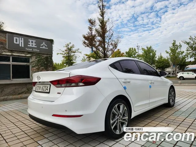 Hyundai Avante 2017 thumb 2