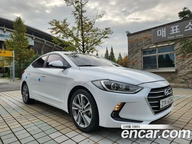 Hyundai Avante 2017 thumb 12