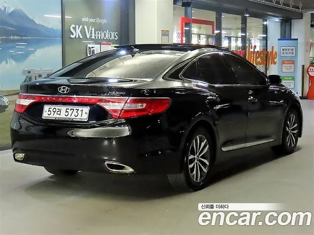 Hyundai Grandeur 2011 thumb 4