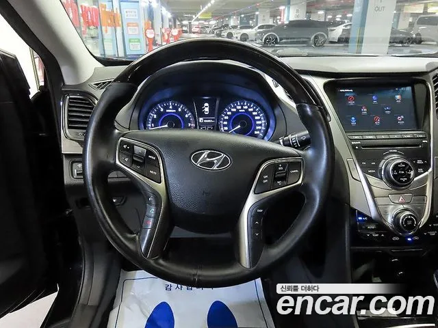 Hyundai Grandeur 2011 thumb 8