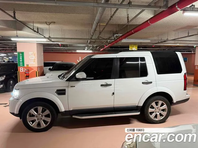 Land Rover Discovery 2016 thumb 2
