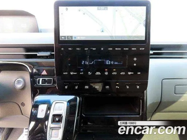 Hyundai Staria 2024 thumb 7