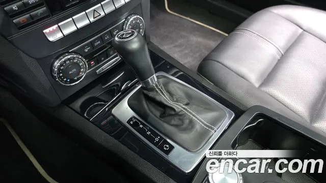 Mercedes-Benz C-Класс 2013 thumb 9