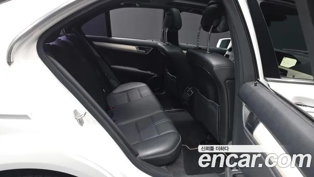 Mercedes-Benz C-Класс 2013 thumb 12