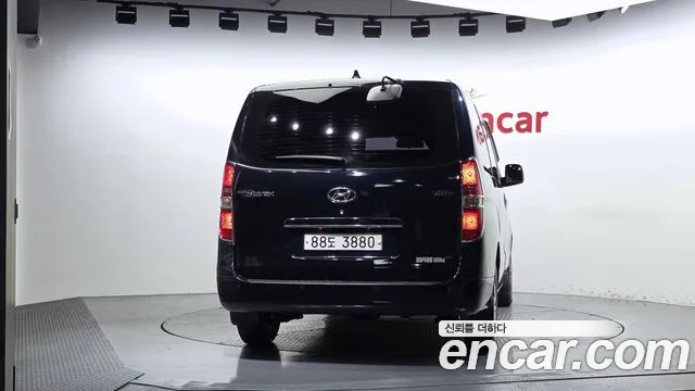 Hyundai Starex 2019 thumb 4
