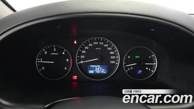 Hyundai Starex 2019 thumb 8