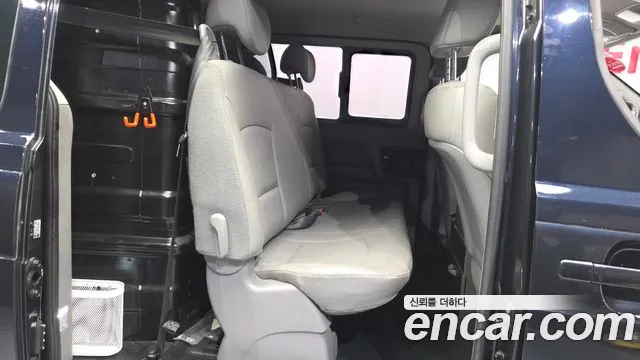 Hyundai Starex 2019 thumb 12