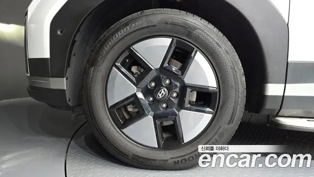 Hyundai Santa Fe 2024 thumb 5