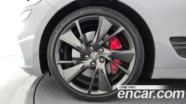 Genesis G70 2022 thumb 5