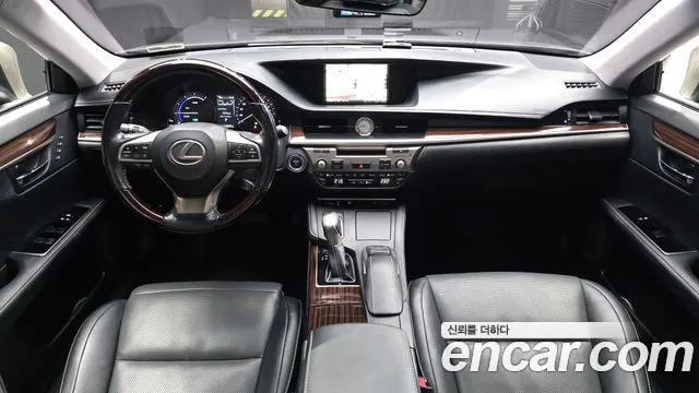 Lexus ES 2016 thumb 7