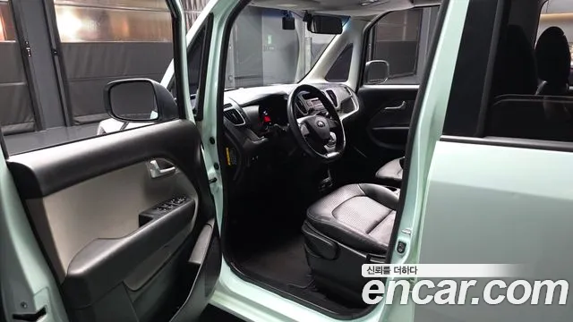 Kia Ray 2013 thumb 9