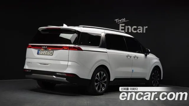 Kia Carnival 2022 thumb 2