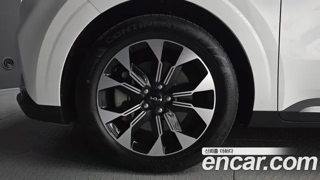 Kia Carnival 2022 thumb 5