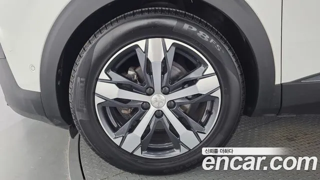 Peugeot 3008 2017 thumb 5