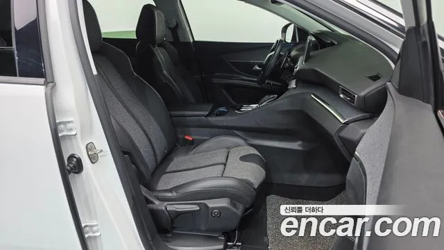 Peugeot 3008 2017 thumb 11