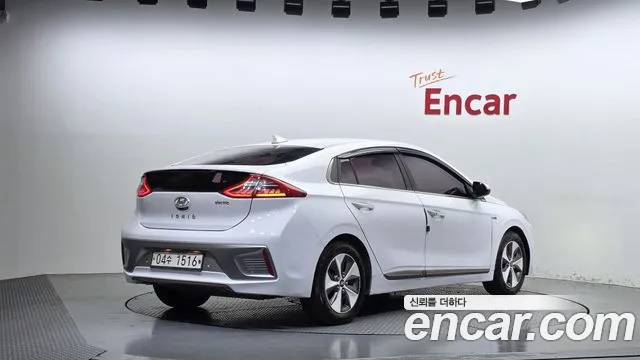 Hyundai IONIQ 6 2017 thumb 2