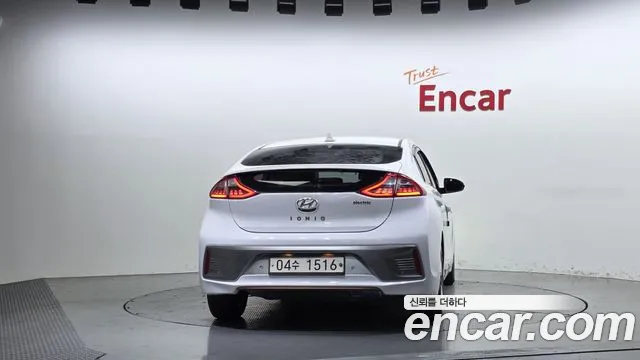 Hyundai IONIQ 6 2017 thumb 4