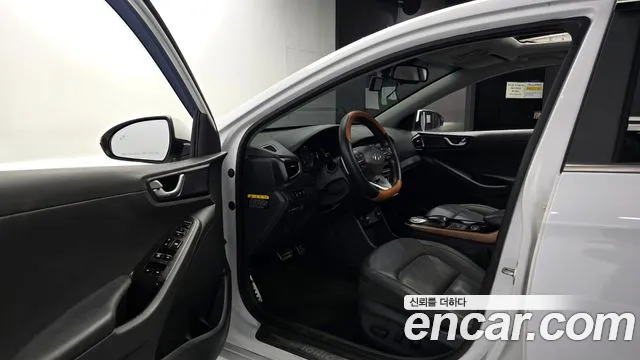 Hyundai IONIQ 6 2017 thumb 10