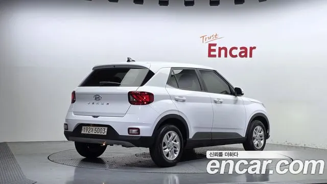 Hyundai Venue 2020 thumb 2