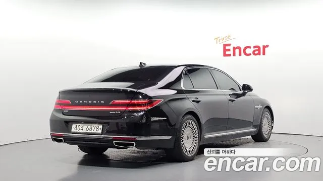 Genesis G90 2019 thumb 2