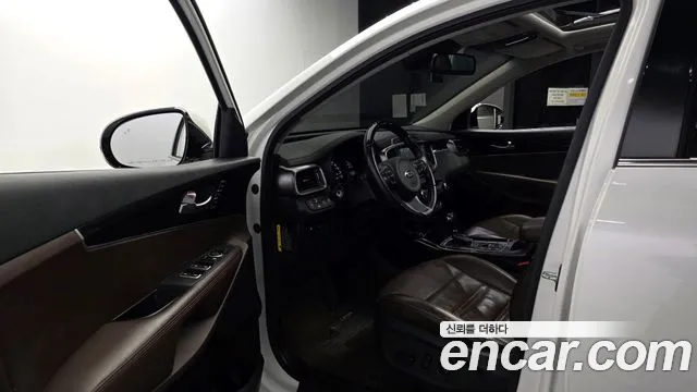 Kia Sorento 2015 thumb 10