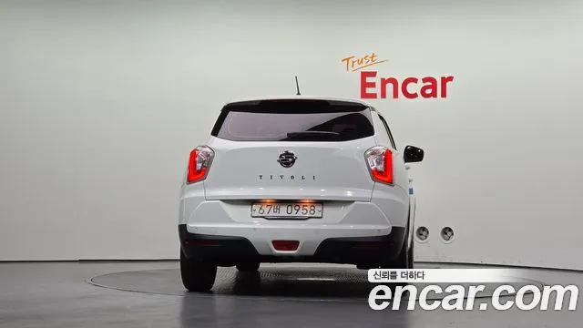 KG_Mobility_Ssangyong TIBOLI 2016 thumb 4