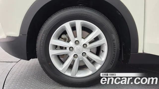 KG_Mobility_Ssangyong TIBOLI 2016 thumb 5
