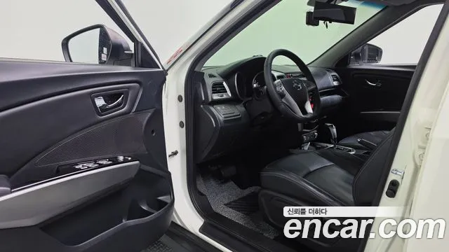 KG_Mobility_Ssangyong TIBOLI 2016 thumb 11