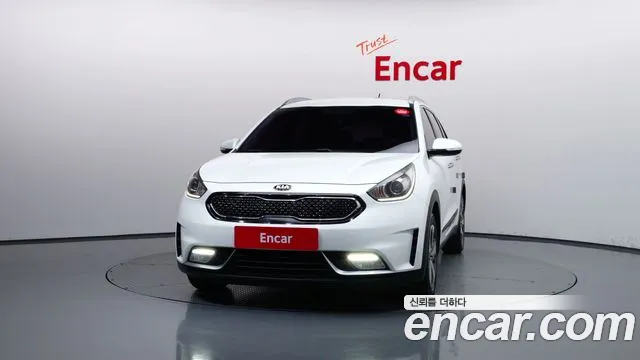 Kia Niro 2016 thumb 3