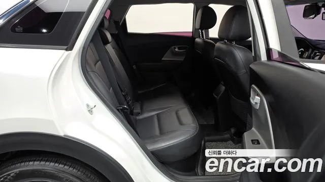 Kia Niro 2016 thumb 11