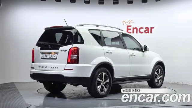 KG_Mobility_Ssangyong Rexton 2015 thumb 2