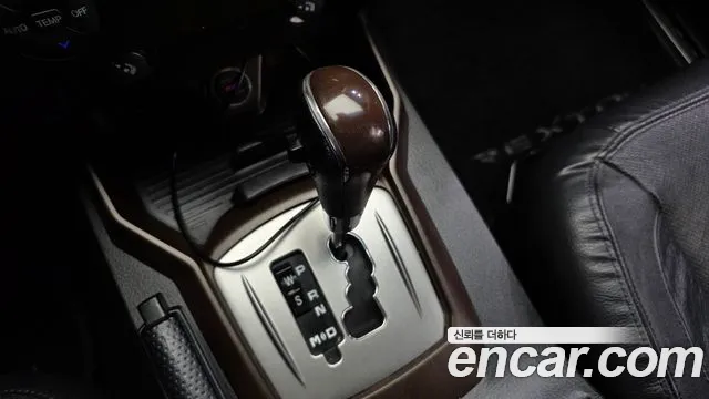 KG_Mobility_Ssangyong Rexton 2015 thumb 9