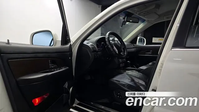 KG_Mobility_Ssangyong Rexton 2015 thumb 10