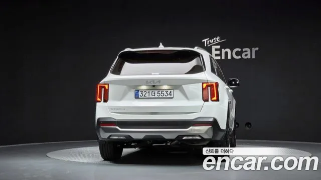 Kia Sorento 2025 thumb 4