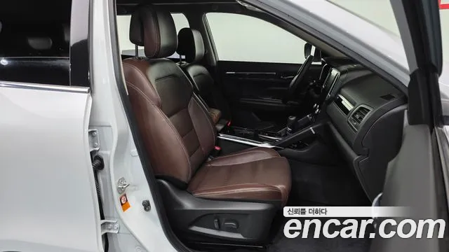 Renault-KoreaSamsung Koleos 2017 thumb 11