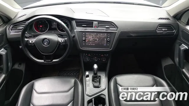 Volkswagen Tiguan 2019 thumb 6