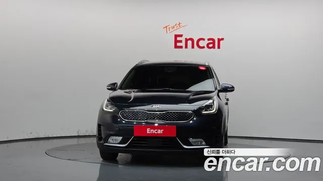 Kia Niro 2017 thumb 3