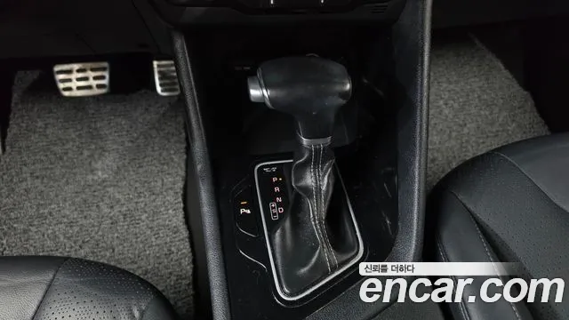 Kia Niro 2017 thumb 9