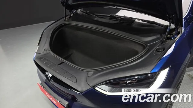 Tesla Model X 2023 thumb 6