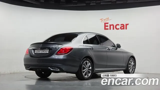 Mercedes-Benz C-Класс 2016 thumb 2