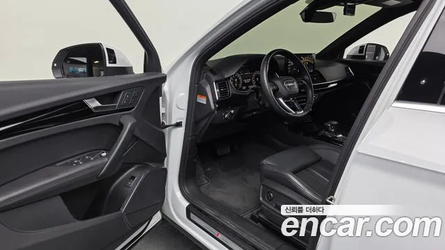 Audi Q5 2022 thumb 10