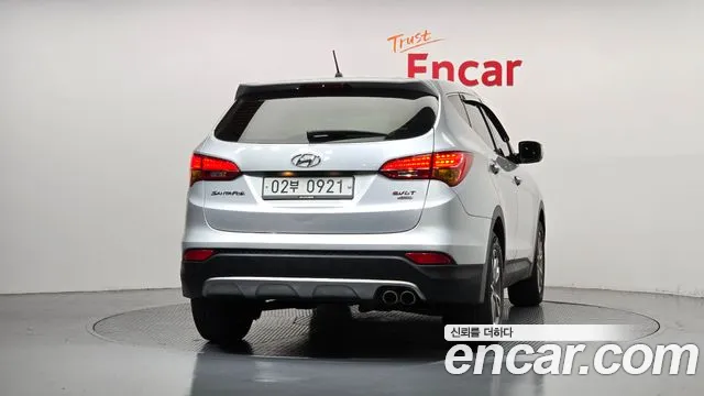 Hyundai Santa Fe 2012 thumb 4