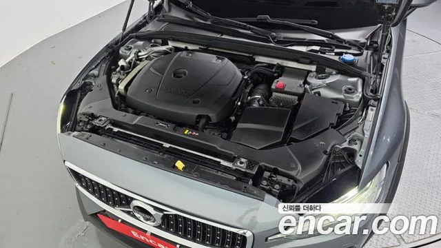 Volvo V60 2019 thumb 6