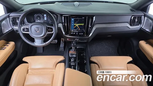 Volvo V60 2019 thumb 7