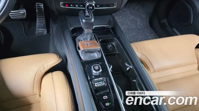 Volvo V60 2019 thumb 9