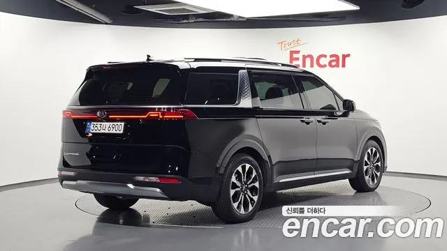 Kia Carnival 2020 thumb 2