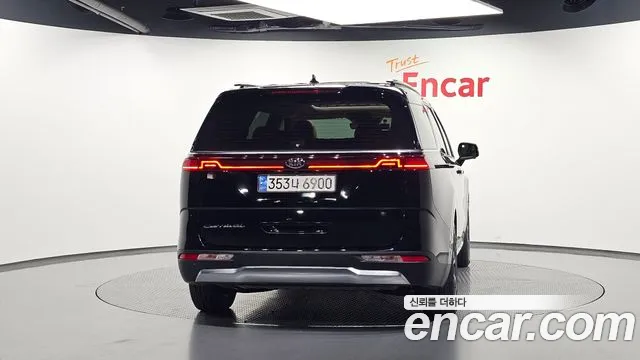 Kia Carnival 2020 thumb 4