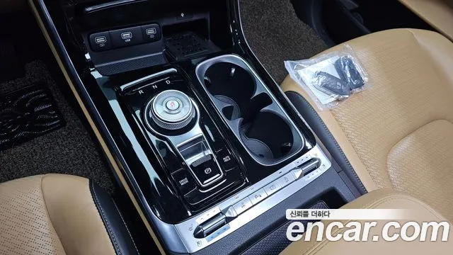 Kia Carnival 2020 thumb 9